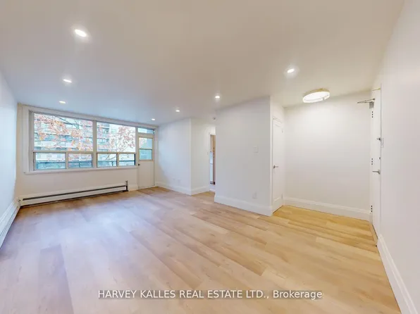 1 Marquette Ave, Toronto, ON