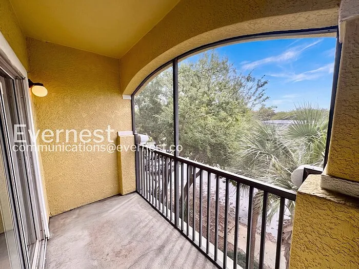 10123 Courtney Palms Blvd #301 — Photo 16