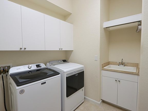 3rd image of 14502 Speranza Way