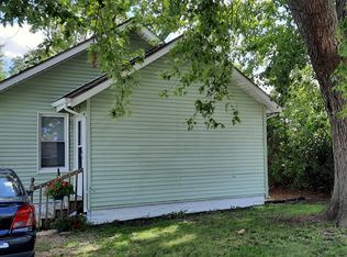 330 Cleveland St, Mishawaka, IN 46544