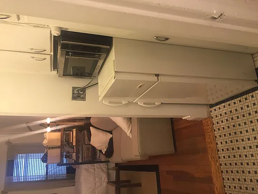 Rented by Jesse Evans, LREB | media 25