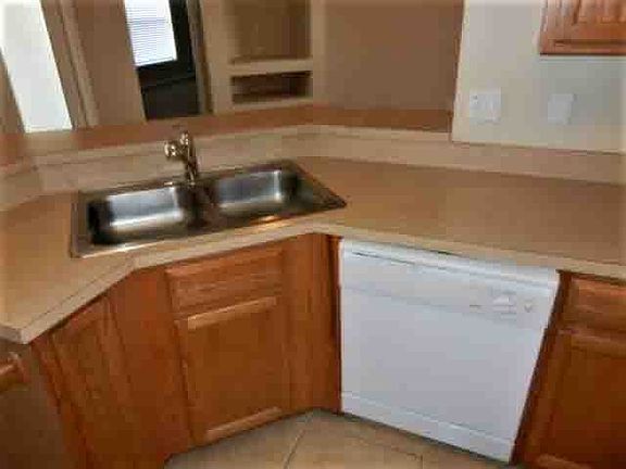 4th image of 15801 Bay Vista Dr