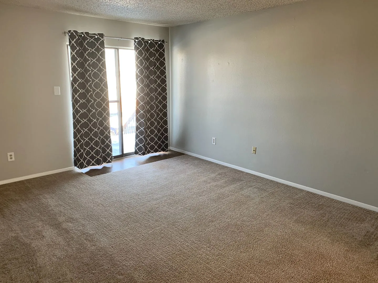 Regency Apartments 4705 — Photo 4