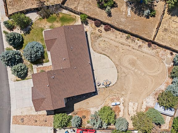 2nd image of 3972 Kettle Rock Dr