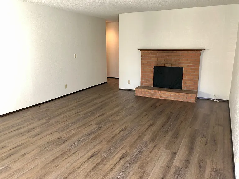 5692 E St — Photo 6