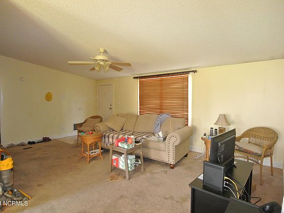 5th image of 108 N Cherie Court
