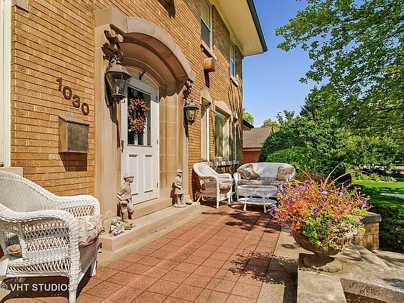 2nd image of 1030 Ashland Ave