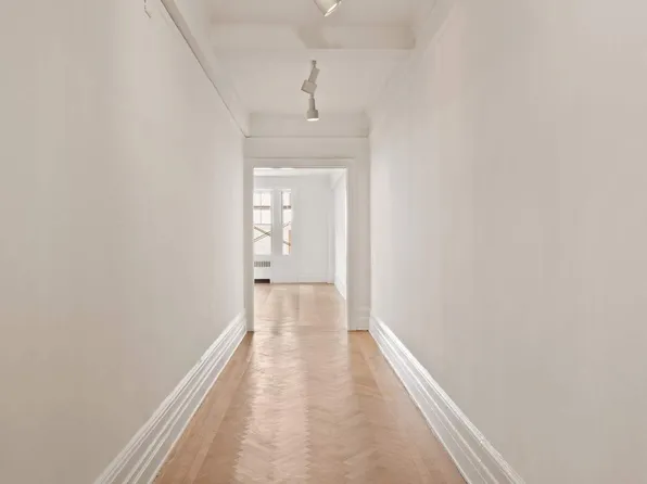 103 East 84th Street image 16 of 16