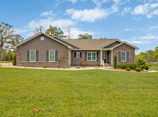359 Hillendale Acres Ln, Crossville, TN 38572