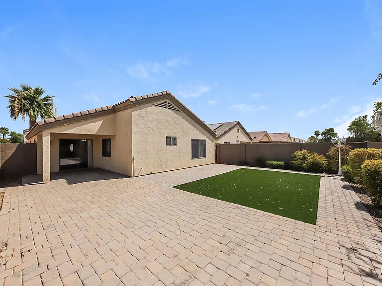 13033 W Redfield Rd — Photo 11
