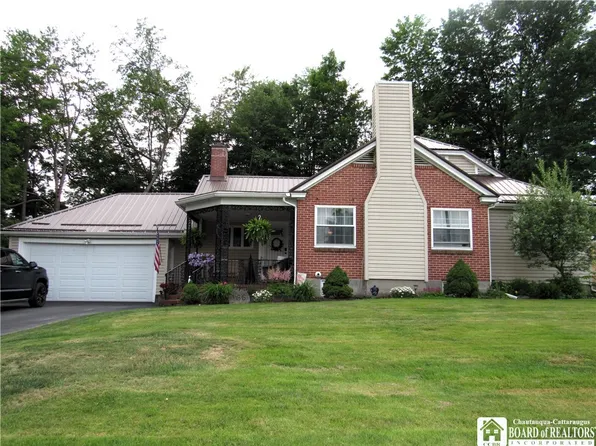 166 Yolande Ave, Jamestown, NY 14701