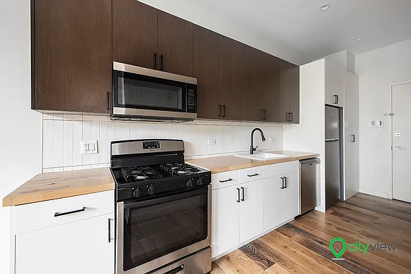 Rented by The KCI Group | media 6