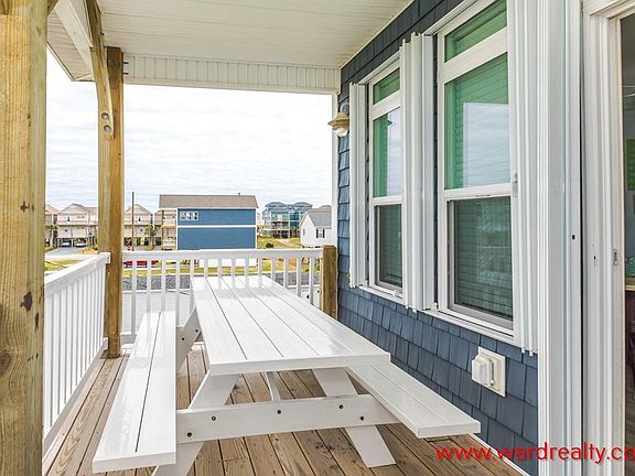 Top Deck off kitchen & living room