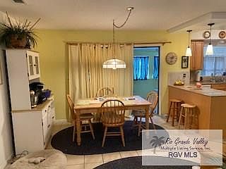 2nd image of 421 E Mesquite Dr