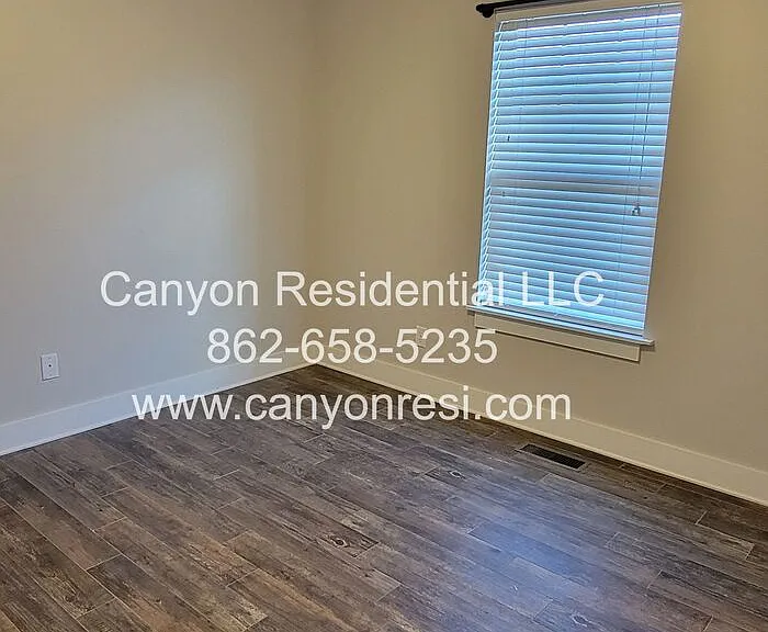 7451 Pfizer Dr — Photo 19