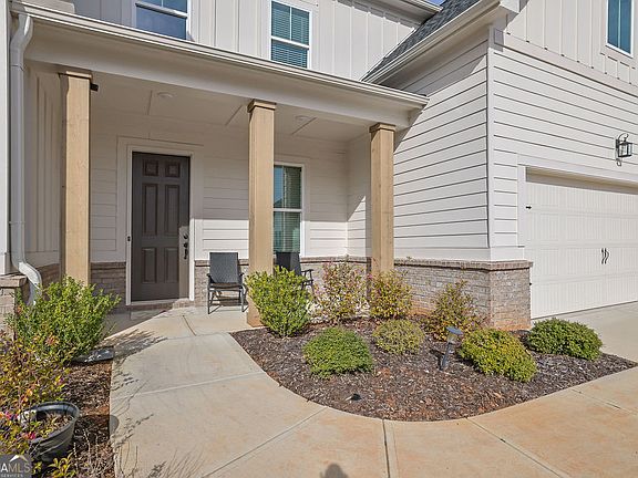 3rd image of 2865 Ferncliff St