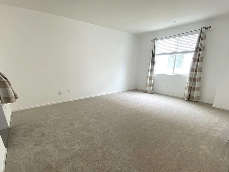 13024 Union Ave #301 — Photo 12