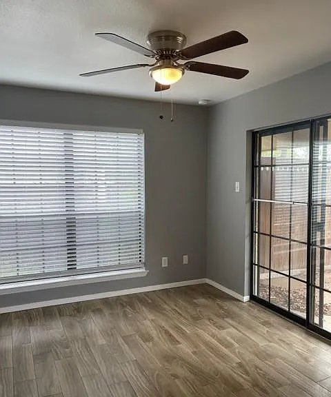 609 Williamsburg Ct #609 — Photo 4