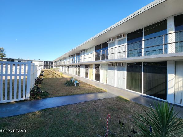1202 Ridgewood Ave, Daytona Beach, FL 32117
