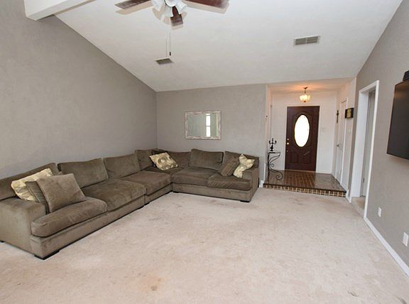 4th image of 4623 Brookdale Dr