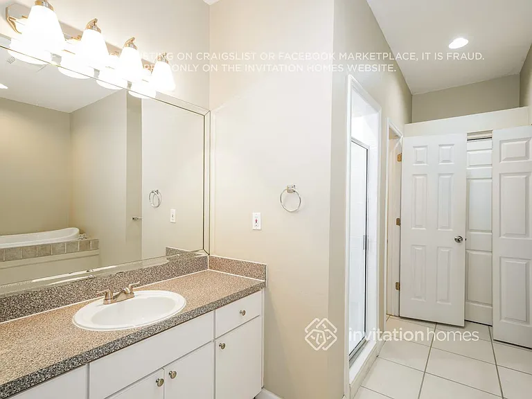22447 Kingsley Ln — Photo 12