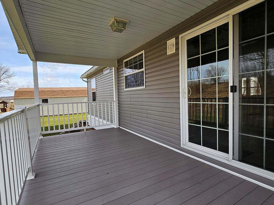 Skyline 208 Whispering Pines Plan, Whispering Pines, Somerset, PA 15501