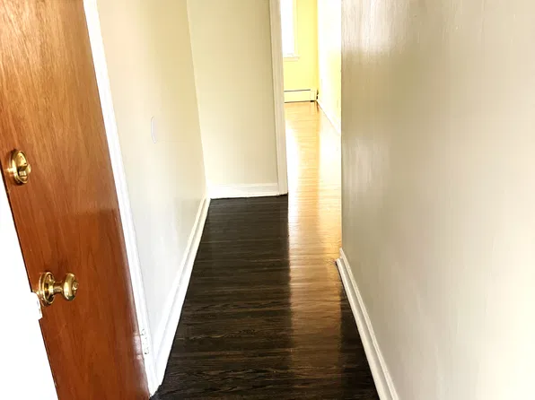 7401 Woodbine Ave APT 2B, Philadelphia, PA 19151