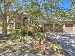 1214 Dorchester Dr, Champaign, IL