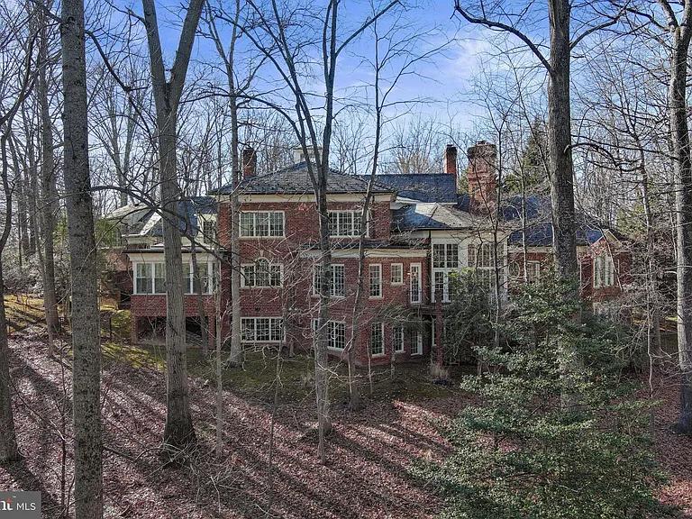 8541 Old Dominion Dr — Photo 4