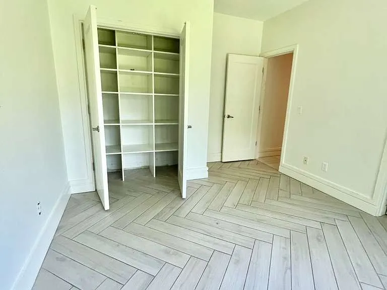 10 Apple Hill Dr — Photo 18
