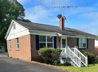 173 E Lacy St, Chester, SC 29706