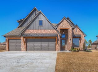 2125 E 136th St, Bixby, OK 74008