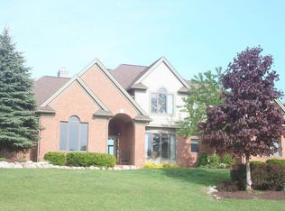 4877 Gullane Dr, Ann Arbor, MI 48103