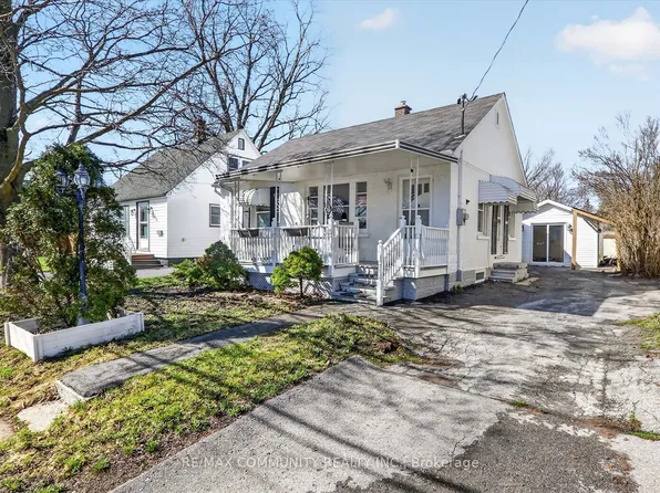 61 Adelaide St S, Kawartha Lakes, ON K9V 3J6