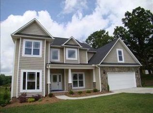 1815 Chipchase Rd, Kernersville, NC 27284