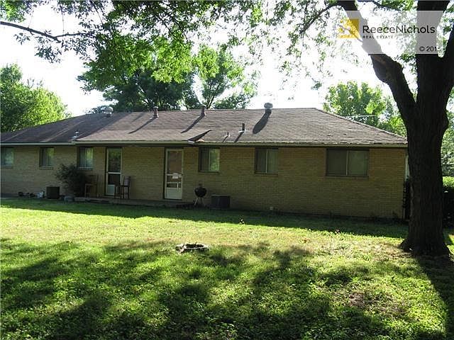 2nd image of 3112 S Forest Ave