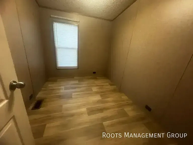200 Paradise Acres Rd #11 — Photo 9