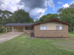 6132 Landover Cir, Morrow, GA 30260