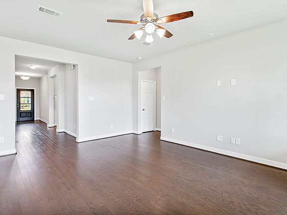 Westland Ranch - Oxford Interior Image 4