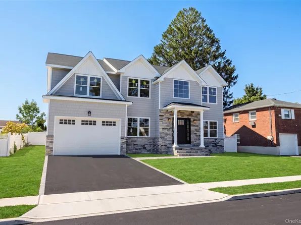 366 Broadway, Massapequa Park, NY 11762