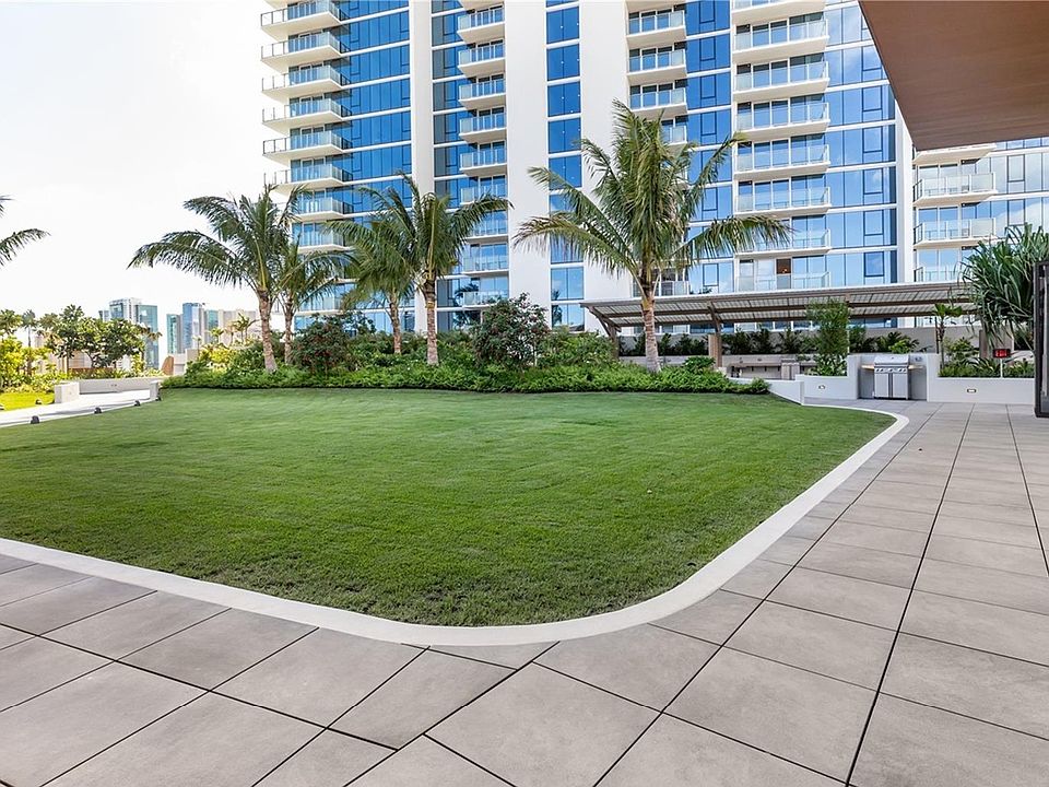 Amenity Deck