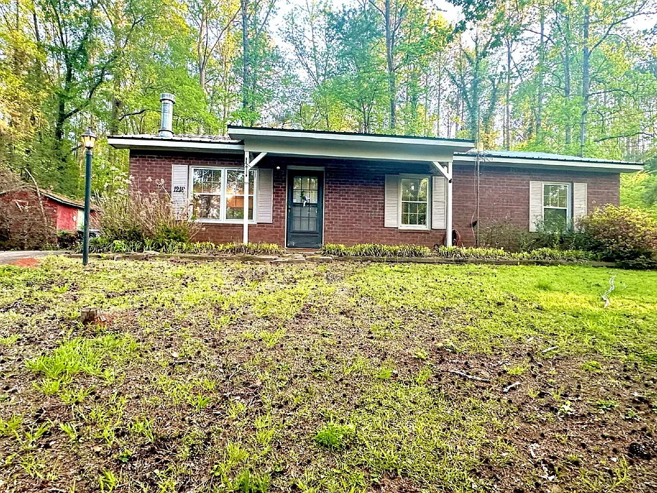 1218 Salem Chipley Rd
