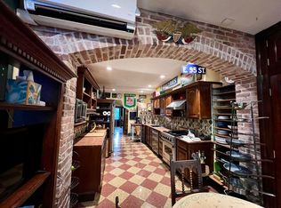 684 Washington St, Brookline, MA 02446