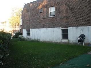 4th image of 1932 20th Dr