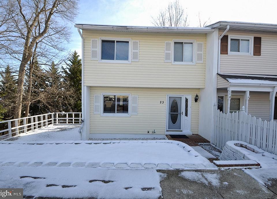 1st image of 23 Wayside Ct