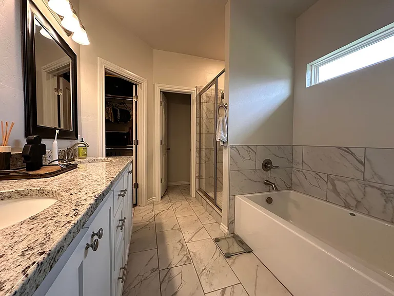 5923 NE Yorktown Ct — Photo 16