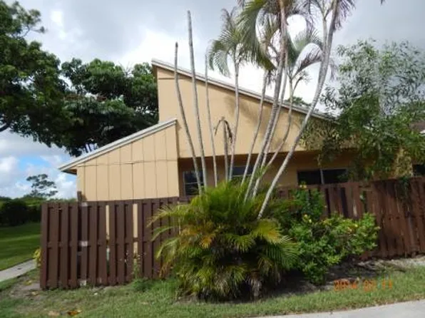 11750 Timbers Way, Boca Raton, FL 33428