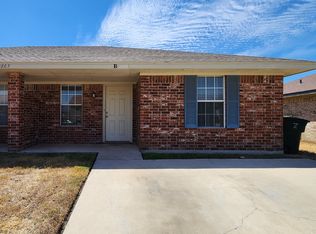 1807 Windward Dr #B, Killeen, TX 76543