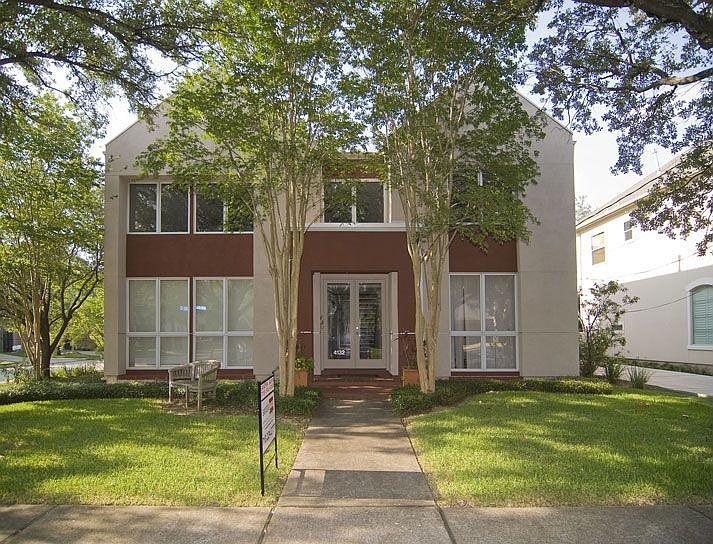 1st image of 4132 Dartmouth Ave