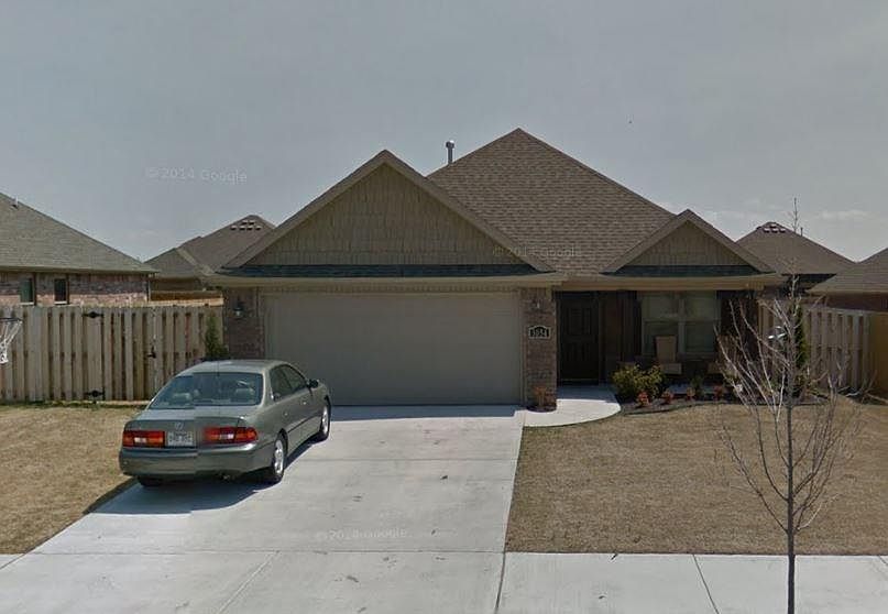 1st image of 3054 N Raven Ln